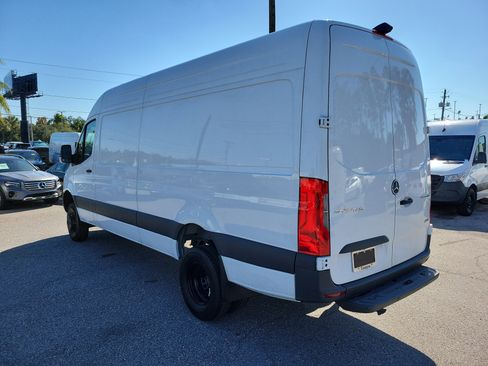 Used 2024 Mercedes-Benz Sprinter 3500 w/ Parking Package image 3