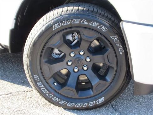 New 2026 RAM 1500 Express image 7