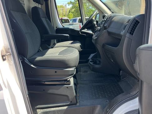 Used 2015 RAM ProMaster 2500 w/ Interior Convenience Group FWD image 8