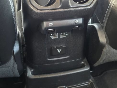 Used 2021 Jeep Wrangler Unlimited Sahara w/ Cold Weather Group AWD/4WD image 36