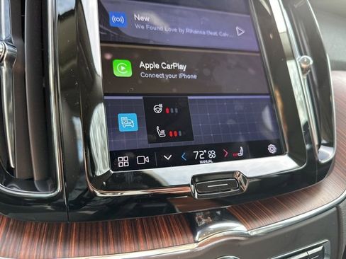 Certified 2023 Volvo XC60 B5 Plus image 29