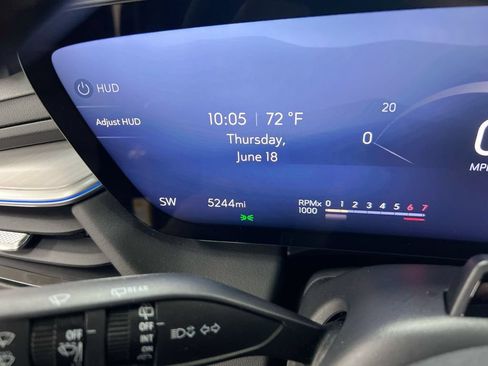 Used 2026 Buick Enclave Avenir w/ Super Cruise Package AWD/4WD image 13