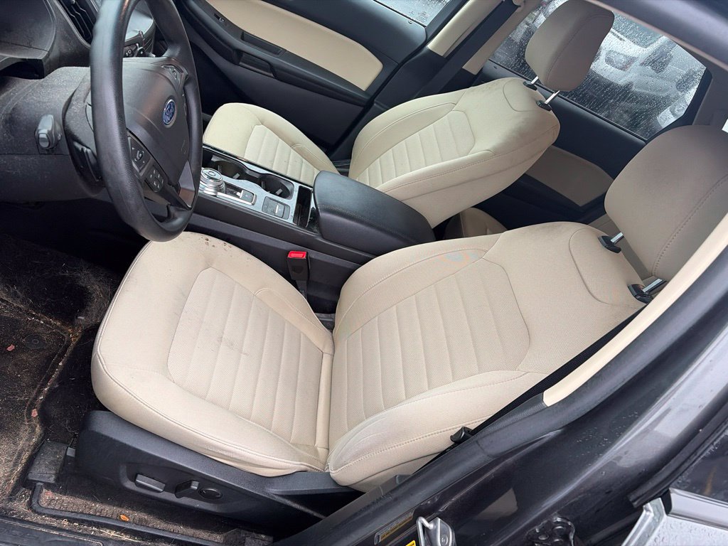 Used 2020 Ford Edge SE w/ Cargo Accessory Package AWD/4WD image 9