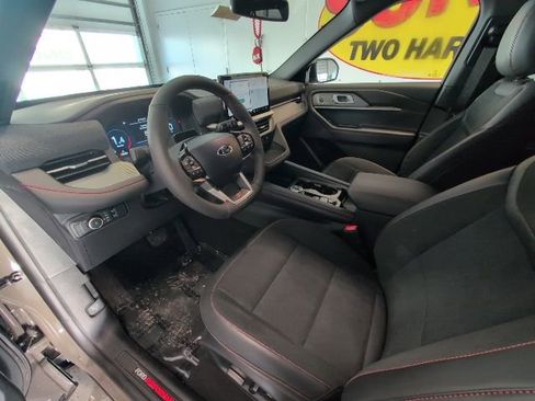 New 2026 Ford Explorer ST image 12