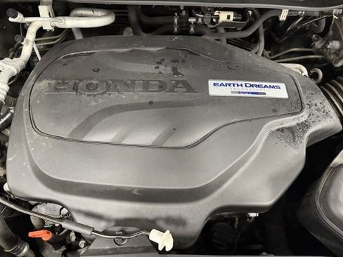 Used 2019 Honda Odyssey Elite image 9