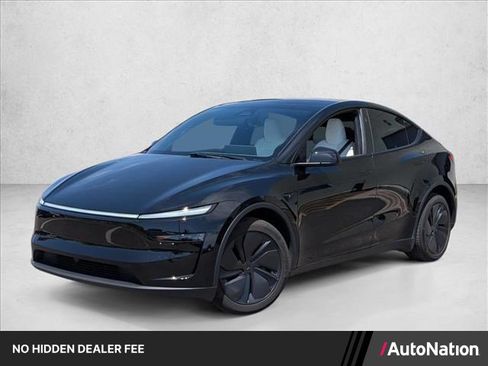 Used 2026 Tesla Model Y 2WD image 1