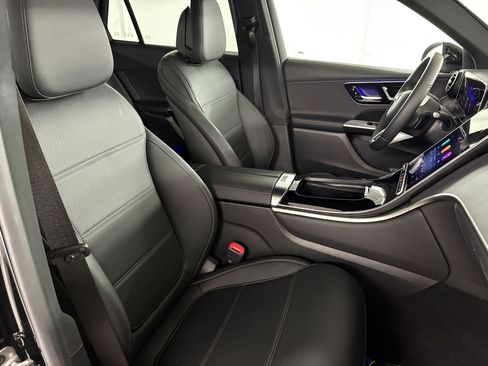 Certified 2026 Mercedes-Benz GLC 300 image 24