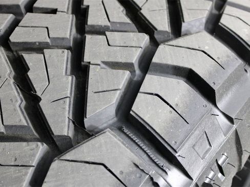 Used 2021 Chevrolet Silverado 2500 LT w/ Fleet Comfort Package image 15