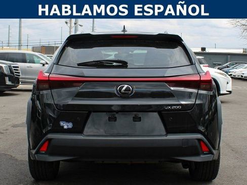 Used 2021 Lexus UX 200 w/ Accessory Package (Z1) FWD image 4