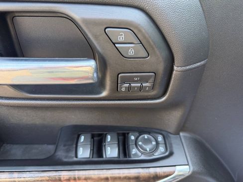 Used 2019 GMC Sierra 1500 Denali w/ Denali Ultimate Package AWD/4WD image 15