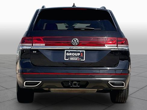 Used 2025 Volkswagen Atlas SE FWD image 5