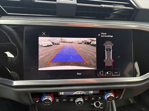 Used 2022 Audi Q3 2.0T Premium image 25