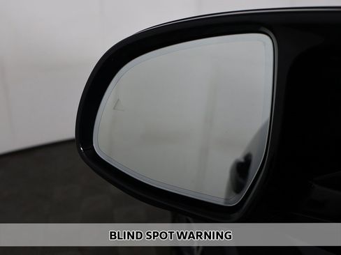 Used 2021 BMW X5 M w/ Executive Package image 7