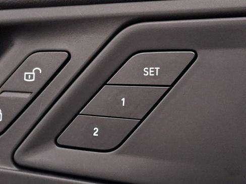 Used 2025 BMW X1 xDrive28i w/ Technology Package image 22