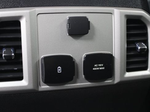 Used 2021 Ford F250 Lariat image 11