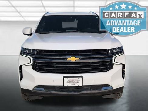 Used 2024 Chevrolet Suburban LT image 29
