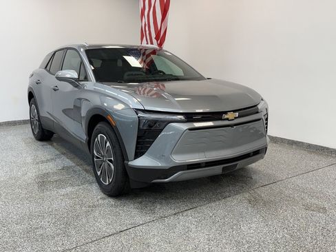 New 2025 Chevrolet Blazer EV LT w/ Super Cruise Package image 1