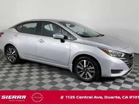 Used 2025 Nissan Versa SV w/ Trunk Package FWD image 1