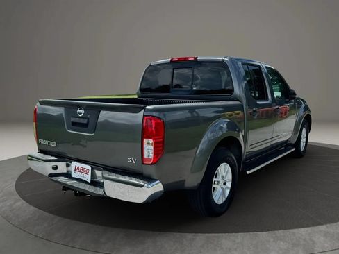 Used 2019 Nissan Frontier SV RWD image 6