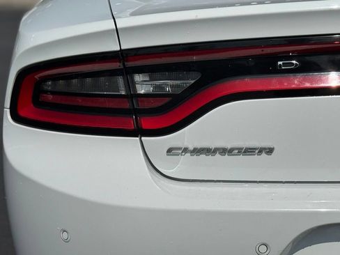 Used 2022 Dodge Charger SXT w/ Leather Interior Group RWD image 14