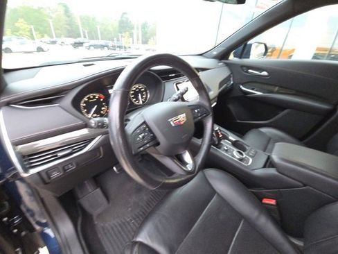 Used 2019 Cadillac XT4 Sport image 12