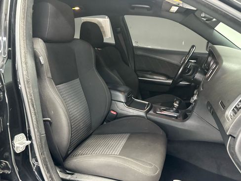 Used 2022 Dodge Charger R/T RWD image 11