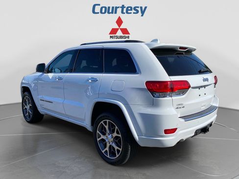 Used 2020 Jeep Grand Cherokee Overland AWD/4WD image 3