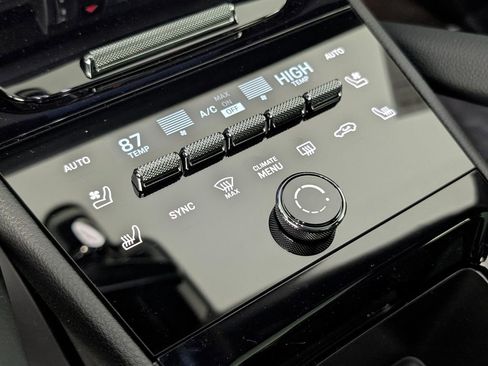 New 2026 Porsche Cayenne Coupe image 33