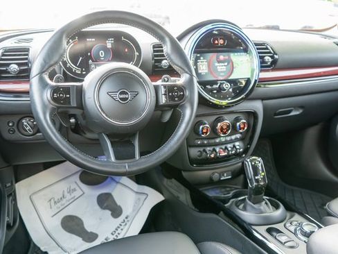 Used 2022 MINI Cooper Clubman S image 12
