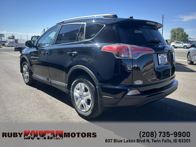 Used 2017 Toyota RAV4 LE w/ All Weather Liner Package AWD/4WD image 17
