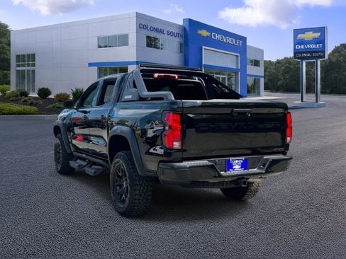 Certified 2025 Chevrolet Colorado ZR2 w/ Midnight Edition AWD/4WD image 4