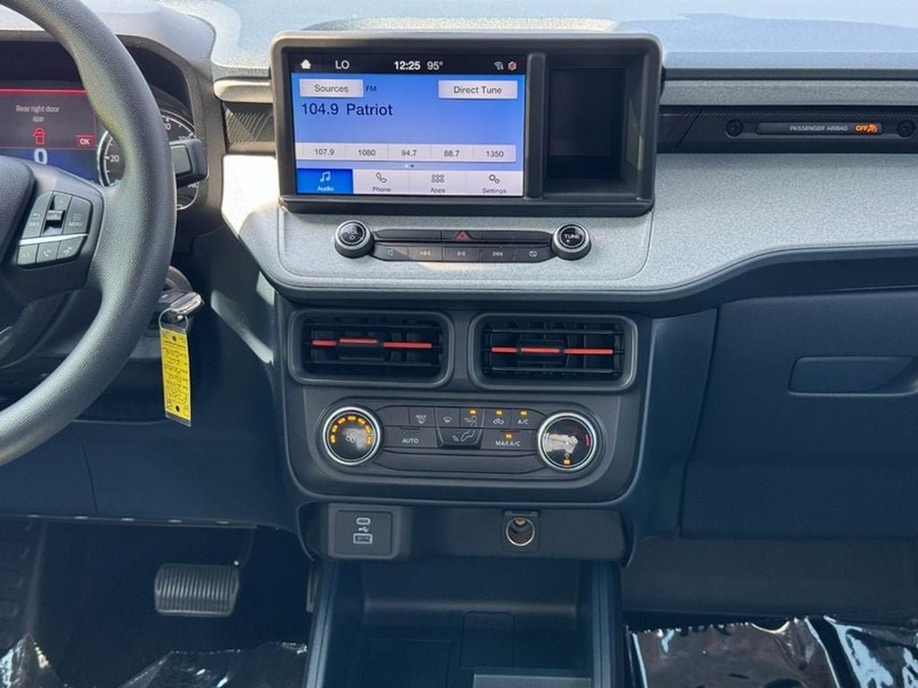 Used 2022 Ford Maverick XLT w/ Equipment Group 300A Standard AWD/4WD image 15
