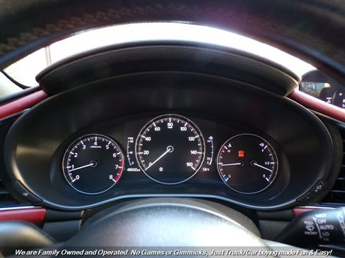 Used 2022 MAZDA MAZDA3 s image 10