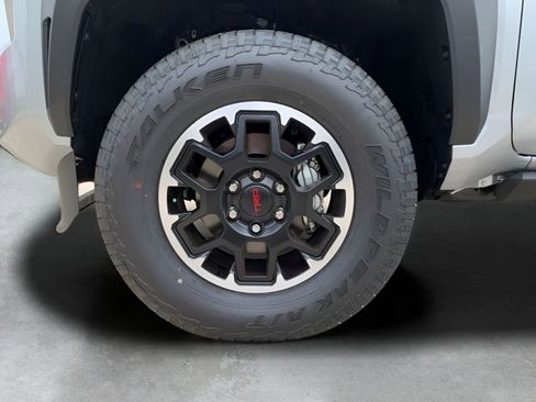 New 2025 Toyota Tacoma TRD Off-Road image 45