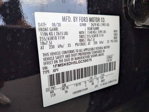 Used 2020 Ford Explorer XLT w/ Equipment Group 202A AWD/4WD image 26