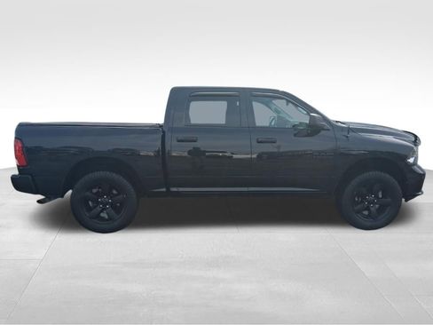 Used 2016 RAM 1500 Express w/ Black Ram 1500 Express Group image 8