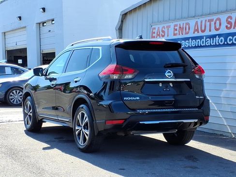 Used 2017 Nissan Rogue SL w/ SL Premium Package AWD/4WD image 3