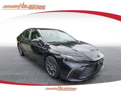 Used 2025 Toyota Camry SE w/ Convenience Package