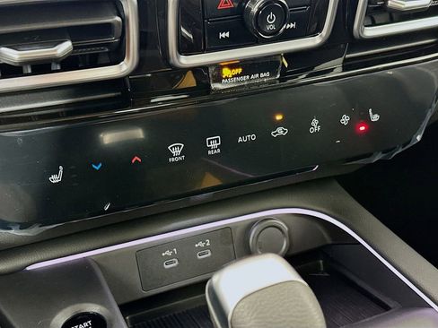 New 2026 Nissan Sentra SV w/ SV Convenience Package FWD image 21