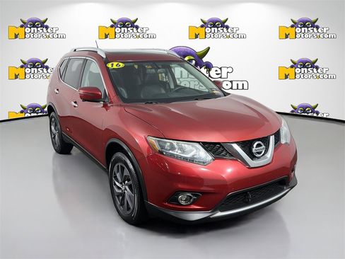 Used 2016 Nissan Rogue SL image 3