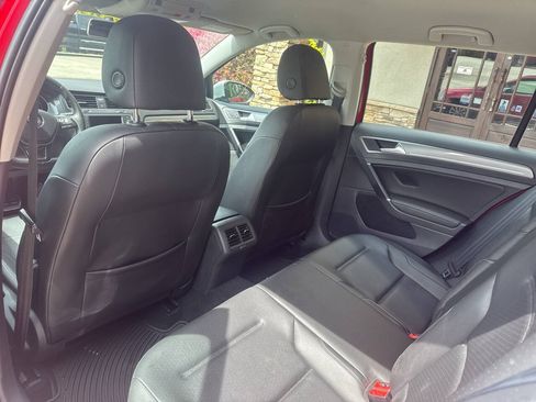 Used 2017 Volkswagen Golf Alltrack S AWD/4WD image 12