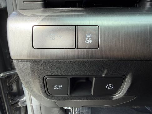 Used 2024 Hyundai Kona Limited FWD image 18
