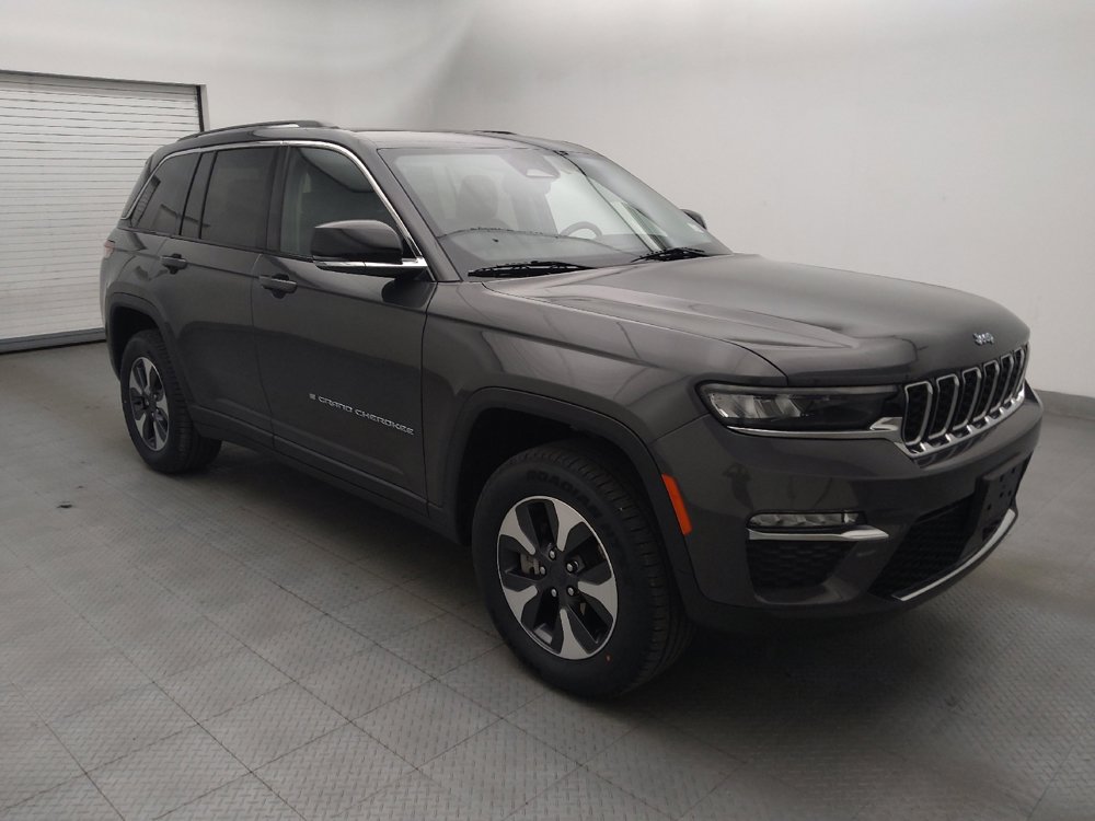 Used 2023 Jeep Grand Cherokee 4WD 4xe image 13