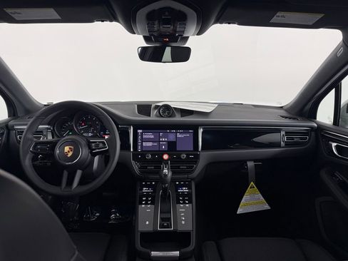 New 2026 Porsche Macan AWD/4WD image 17
