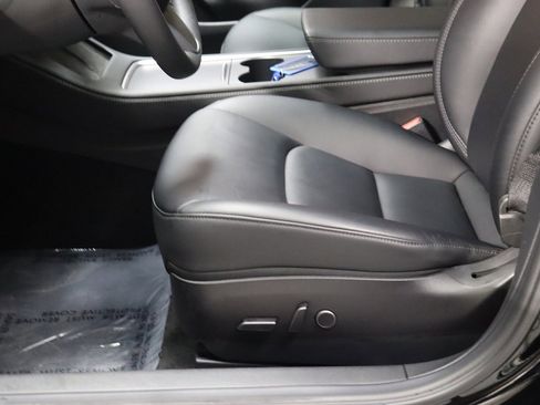 Used 2023 Tesla Model 3 Standard Range image 26