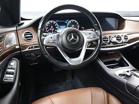 Used 2019 Mercedes-Benz S 450 Sedan image 18
