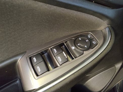 Used 2020 Chevrolet Malibu LT FWD image 27