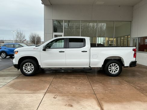 Used 2025 Chevrolet Silverado 1500 W/T w/ WT Value Package image 19