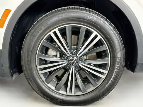 Used 2024 Volkswagen Tiguan Wolfsburg Edition FWD image 11