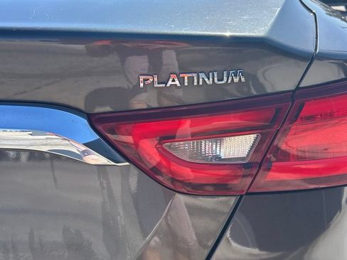 Used 2016 Nissan Maxima Platinum FWD image 10